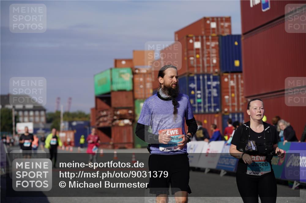 03.10.2025 - Köhlbrandbrückenlauf Michael Burmester http://msf.ph/oto/9031379 03.10.2025 10:37:26 Ziel 1958, 2238 meine-sportfotos.de