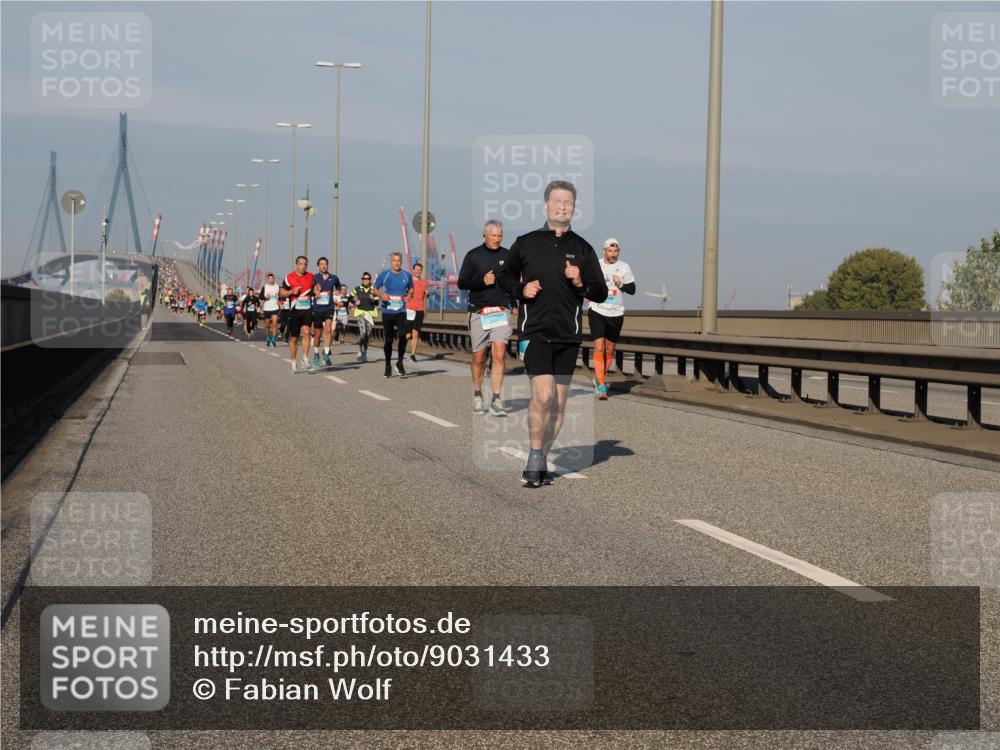 03.10.2025 - Köhlbrandbrückenlauf Fabian Wolf http://msf.ph/oto/9031433 03.10.2025 09:45:40 Position 3  meine-sportfotos.de