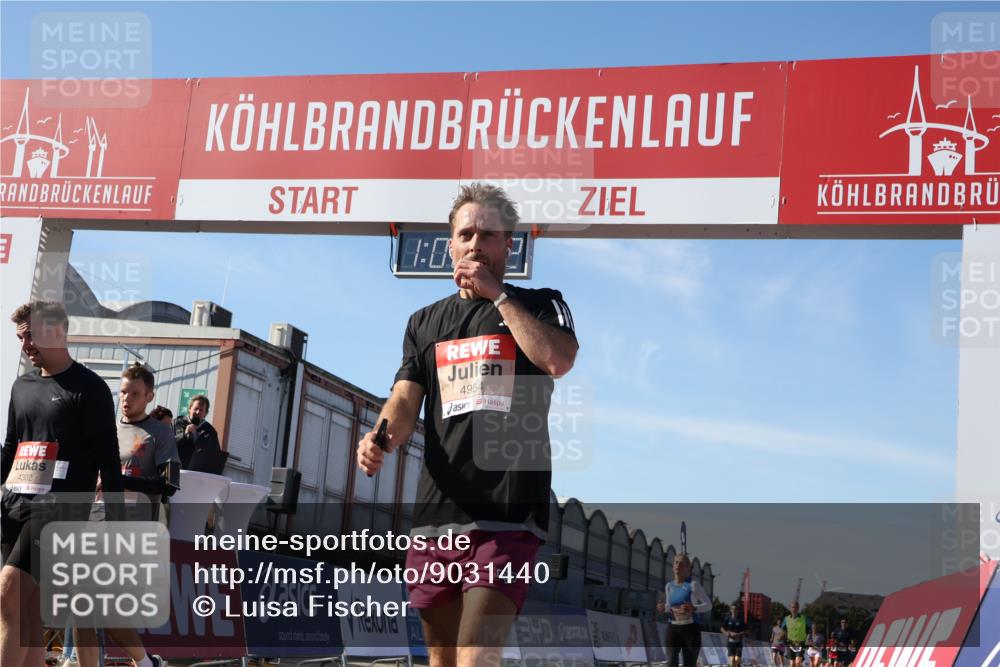 03.10.2025 - Köhlbrandbrückenlauf Luisa Fischer http://msf.ph/oto/9031440 03.10.2025 13:06:01 Ziel 4302, 4327, 4328, 4643, 4761, 4954, 5096, 5764, 6158, 6214, 6305, 6510, 6533, 6720 meine-sportfotos.de
