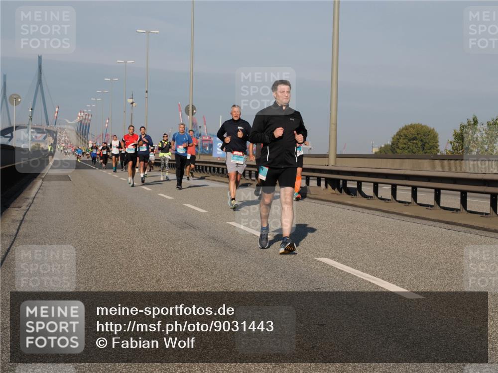 03.10.2025 - Köhlbrandbrückenlauf Fabian Wolf http://msf.ph/oto/9031443 03.10.2025 09:45:40 Position 3  meine-sportfotos.de