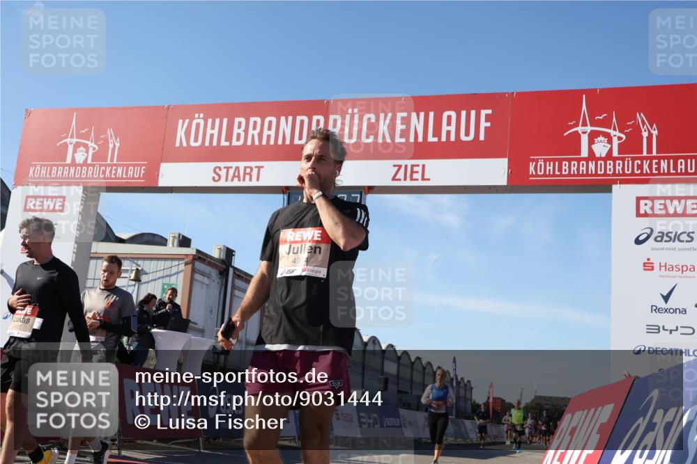 03.10.2025 - Köhlbrandbrückenlauf Luisa Fischer http://msf.ph/oto/9031444 03.10.2025 13:06:01 Ziel 4302, 4327, 4328, 4643, 4761, 4954, 5096, 5764, 6158, 6214, 6305, 6510, 6533, 6720 meine-sportfotos.de