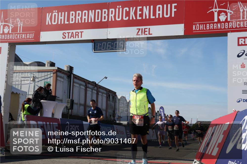 03.10.2025 - Köhlbrandbrückenlauf Luisa Fischer http://msf.ph/oto/9031467 03.10.2025 13:06:08 Ziel 4302, 4504, 4635, 4738, 4954, 5096, 6158, 6222, 6224, 6305, 6323, 6356, 6510 meine-sportfotos.de