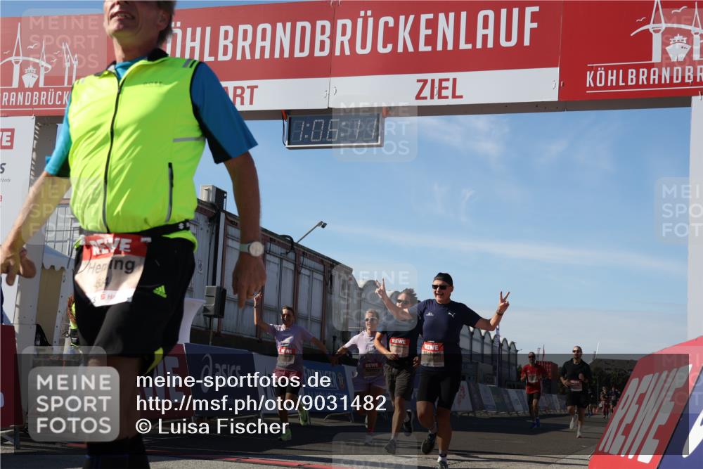 03.10.2025 - Köhlbrandbrückenlauf Luisa Fischer http://msf.ph/oto/9031482 03.10.2025 13:06:10 Ziel 4504, 4635, 4738, 5096, 6222, 6224, 6323, 6356, 6510, 6850 meine-sportfotos.de