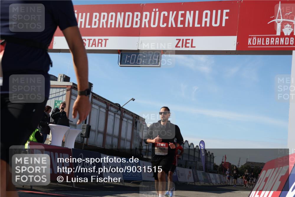 03.10.2025 - Köhlbrandbrückenlauf Luisa Fischer http://msf.ph/oto/9031515 03.10.2025 13:06:13 Ziel 4504, 4635, 4738, 6222, 6224, 6323, 6356, 6510, 6850 meine-sportfotos.de