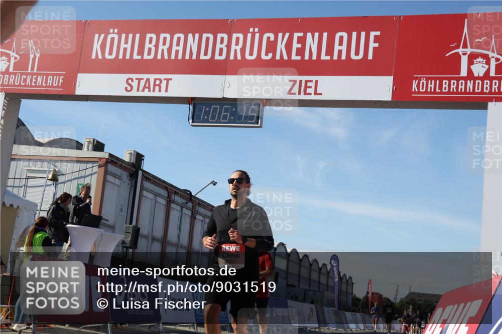 03.10.2025 - Köhlbrandbrückenlauf Luisa Fischer http://msf.ph/oto/9031519 03.10.2025 13:06:13 Ziel 4504, 4635, 4738, 6222, 6224, 6323, 6356, 6510, 6850 meine-sportfotos.de