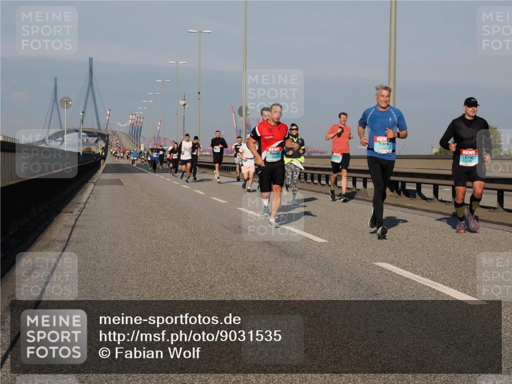 03.10.2025 - Köhlbrandbrückenlauf Fabian Wolf http://msf.ph/oto/9031535 03.10.2025 09:45:45 Position 3 1297, 1247, 2709 meine-sportfotos.de
