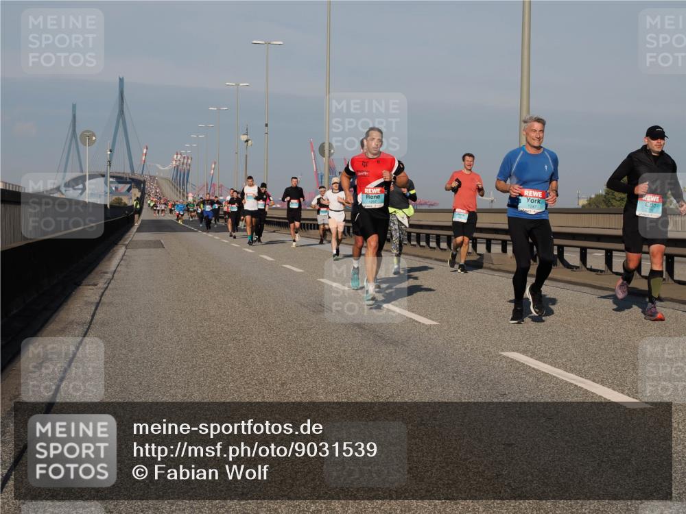 03.10.2025 - Köhlbrandbrückenlauf Fabian Wolf http://msf.ph/oto/9031539 03.10.2025 09:45:45 Position 3 1247 meine-sportfotos.de