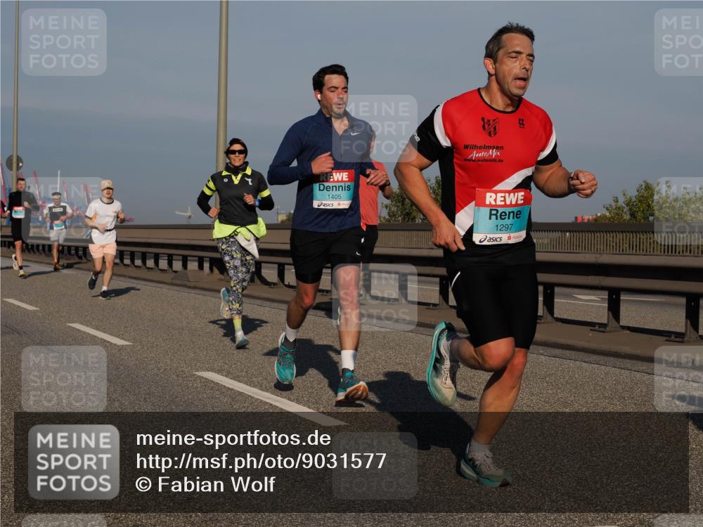03.10.2025 - Köhlbrandbrückenlauf Fabian Wolf http://msf.ph/oto/9031577 03.10.2025 09:45:48 Position 3 1405, 1297 meine-sportfotos.de