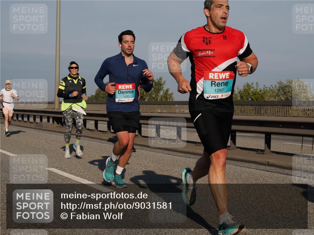 03.10.2025 - Köhlbrandbrückenlauf Fabian Wolf http://msf.ph/oto/9031581 03.10.2025 09:45:48 Position 3 3, 1405, 1297 meine-sportfotos.de