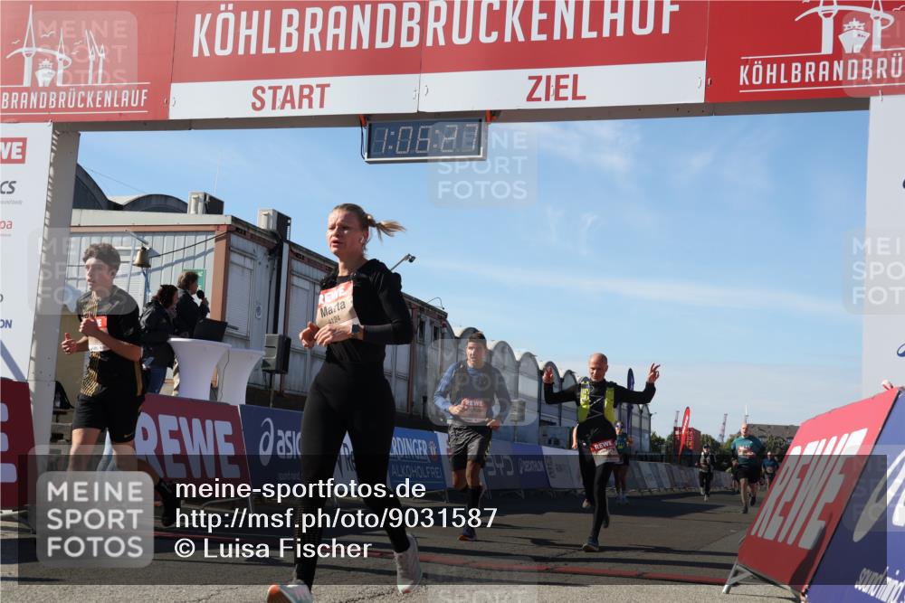 03.10.2025 - Köhlbrandbrückenlauf Luisa Fischer http://msf.ph/oto/9031587 03.10.2025 13:06:26 Ziel 4015, 4122, 4124, 4396, 4550, 4658, 4659, 5563, 5641, 5970, 6193 meine-sportfotos.de