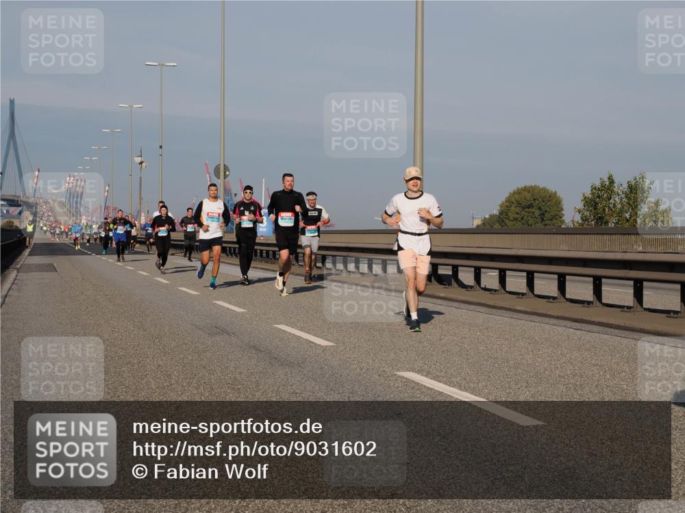 03.10.2025 - Köhlbrandbrückenlauf Fabian Wolf http://msf.ph/oto/9031602 03.10.2025 09:45:50 Position 3  meine-sportfotos.de