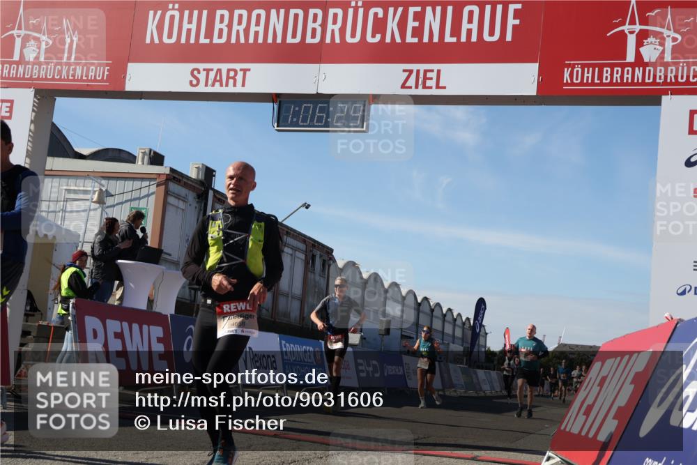 03.10.2025 - Köhlbrandbrückenlauf Luisa Fischer http://msf.ph/oto/9031606 03.10.2025 13:06:28 Ziel 4015, 4122, 4124, 4396, 4550, 4658, 4659, 5563, 5641, 5970, 6193 meine-sportfotos.de