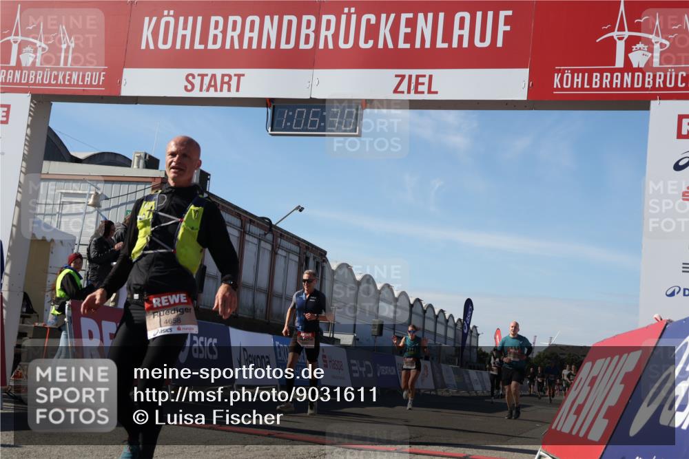 03.10.2025 - Köhlbrandbrückenlauf Luisa Fischer http://msf.ph/oto/9031611 03.10.2025 13:06:28 Ziel 4015, 4122, 4124, 4396, 4550, 4658, 4659, 5563, 5641, 5970, 6193 meine-sportfotos.de