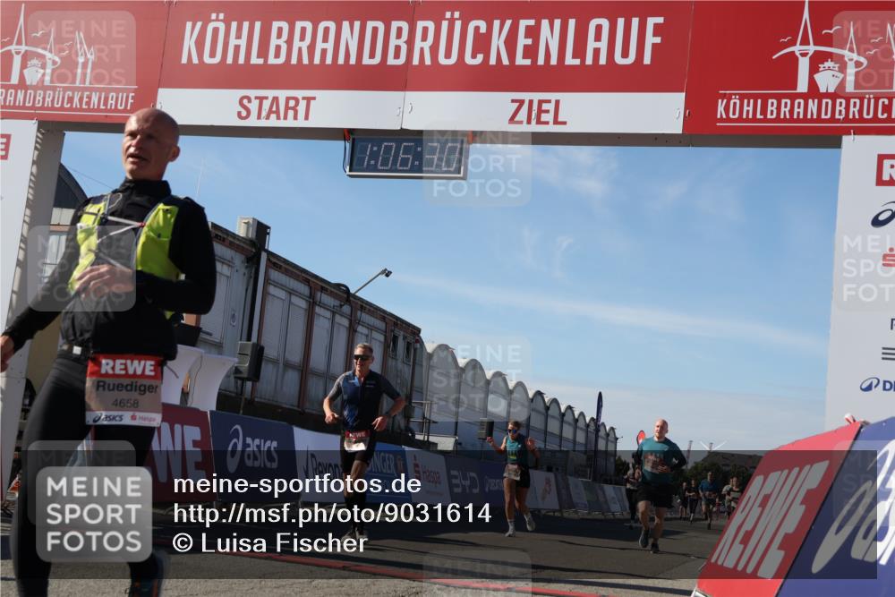 03.10.2025 - Köhlbrandbrückenlauf Luisa Fischer http://msf.ph/oto/9031614 03.10.2025 13:06:29 Ziel 4015, 4122, 4124, 4151, 4396, 4550, 4658, 4659, 5563, 5641, 5970, 6193 meine-sportfotos.de