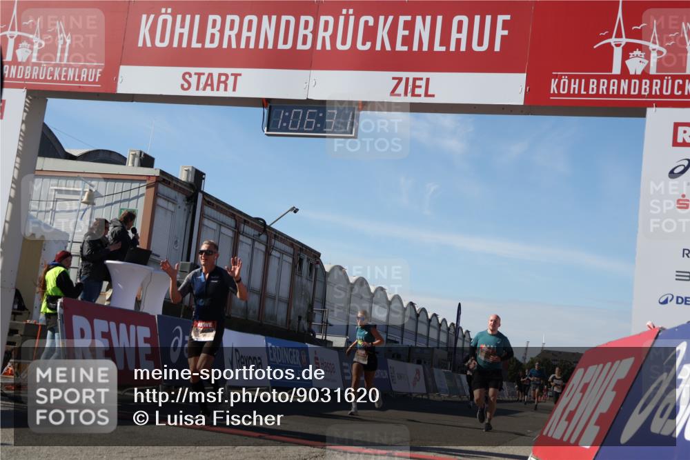 03.10.2025 - Köhlbrandbrückenlauf Luisa Fischer http://msf.ph/oto/9031620 03.10.2025 13:06:29 Ziel 4015, 4122, 4124, 4151, 4396, 4550, 4658, 4659, 5563, 5641, 5970, 6193 meine-sportfotos.de