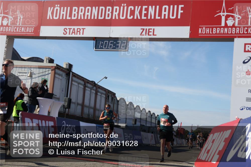 03.10.2025 - Köhlbrandbrückenlauf Luisa Fischer http://msf.ph/oto/9031628 03.10.2025 13:06:30 Ziel 4015, 4122, 4124, 4151, 4396, 4550, 4658, 4659, 5563, 5641, 5970, 6193 meine-sportfotos.de