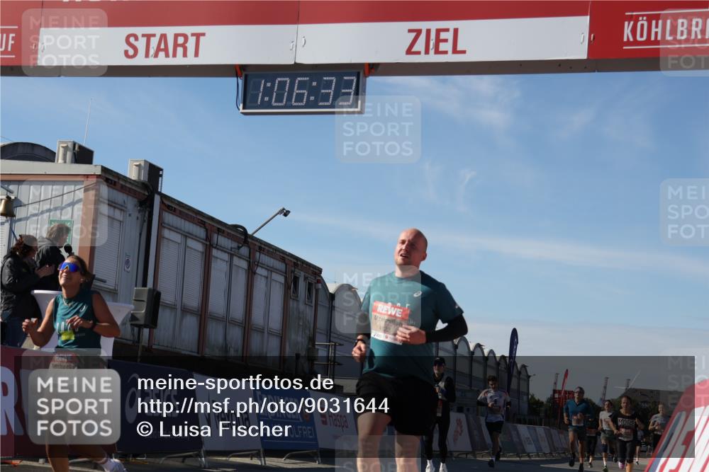 03.10.2025 - Köhlbrandbrückenlauf Luisa Fischer http://msf.ph/oto/9031644 03.10.2025 13:06:32 Ziel 4015, 4026, 4122, 4124, 4151, 4312, 4396, 4550, 4658, 4659, 5563, 5641, 5970, 6193, 6256 meine-sportfotos.de