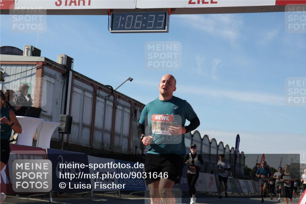 03.10.2025 - Köhlbrandbrückenlauf Luisa Fischer http://msf.ph/oto/9031646 03.10.2025 13:06:32 Ziel 4015, 4026, 4122, 4124, 4151, 4312, 4396, 4550, 4658, 4659, 5563, 5641, 5970, 6193, 6256 meine-sportfotos.de