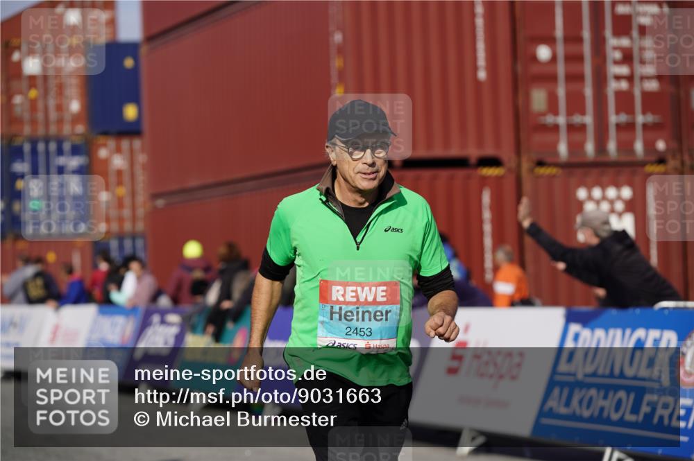 03.10.2025 - Köhlbrandbrückenlauf Michael Burmester http://msf.ph/oto/9031663 03.10.2025 10:38:13 Ziel 2453, 2527, 2659, 3097 meine-sportfotos.de
