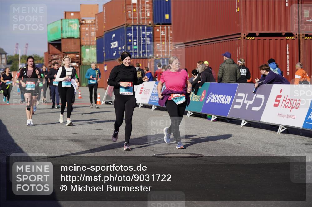 03.10.2025 - Köhlbrandbrückenlauf Michael Burmester http://msf.ph/oto/9031722 03.10.2025 10:38:26 Ziel 2042, 2440, 2662, 2859, 2860, 3095, 3437, 3438, 3442, 3621 meine-sportfotos.de
