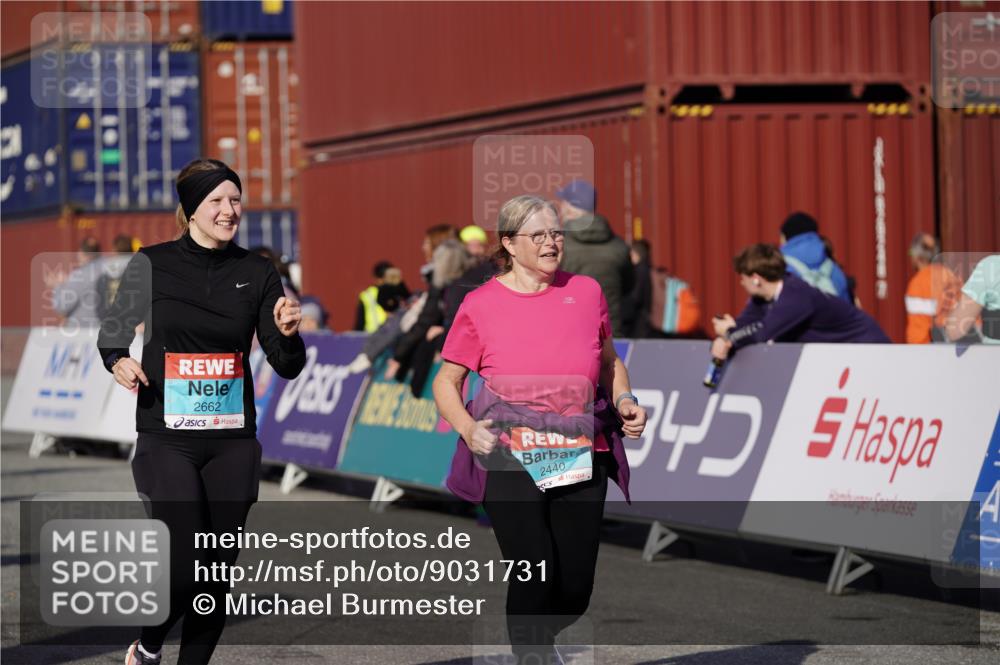 03.10.2025 - Köhlbrandbrückenlauf Michael Burmester http://msf.ph/oto/9031731 03.10.2025 10:38:26 Ziel 2042, 2440, 2662, 2859, 2860, 3095, 3437, 3438, 3442, 3621 meine-sportfotos.de