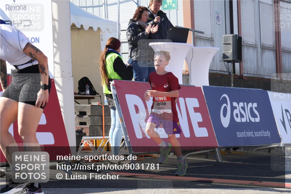 03.10.2025 - Köhlbrandbrückenlauf Luisa Fischer http://msf.ph/oto/9031781 03.10.2025 13:06:47 Ziel 4026, 4312, 4405, 5798, 5963, 5971, 6056, 6061, 6089, 6256, 6721, 6745 meine-sportfotos.de