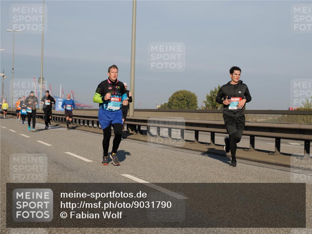 03.10.2025 - Köhlbrandbrückenlauf Fabian Wolf http://msf.ph/oto/9031790 03.10.2025 09:46:03 Position 3 3, 3794 meine-sportfotos.de