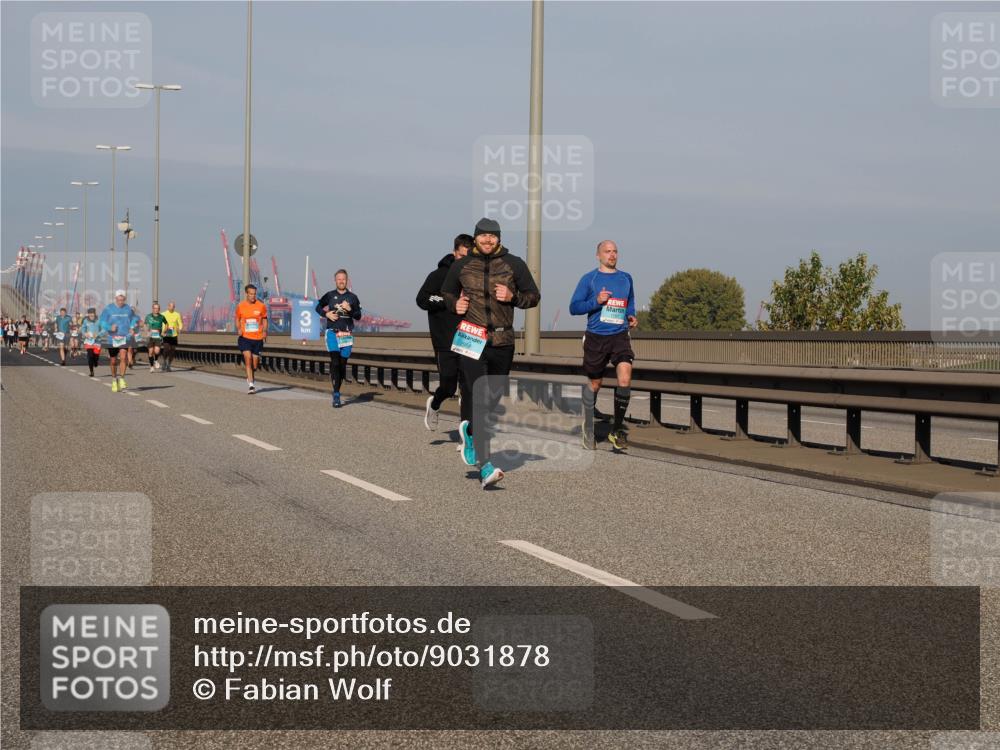 03.10.2025 - Köhlbrandbrückenlauf Fabian Wolf http://msf.ph/oto/9031878 03.10.2025 09:46:07 Position 3 2959 meine-sportfotos.de