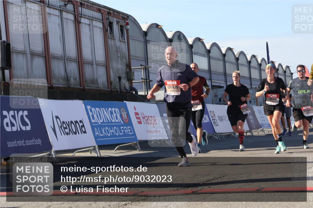 03.10.2025 - Köhlbrandbrückenlauf Luisa Fischer http://msf.ph/oto/9032023 03.10.2025 13:07:18 Ziel 4444, 4590, 4649, 4794, 4806, 5645, 5646, 5872, 6302, 6459, 6467 meine-sportfotos.de