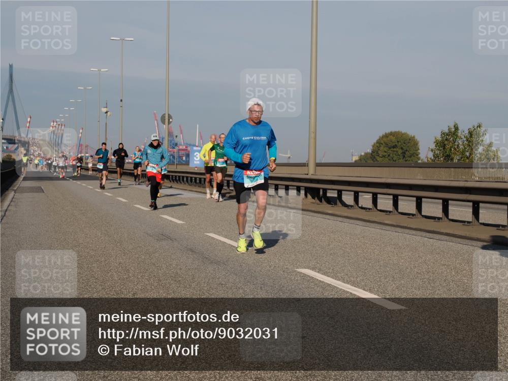 03.10.2025 - Köhlbrandbrückenlauf Fabian Wolf http://msf.ph/oto/9032031 03.10.2025 09:46:16 Position 3  meine-sportfotos.de