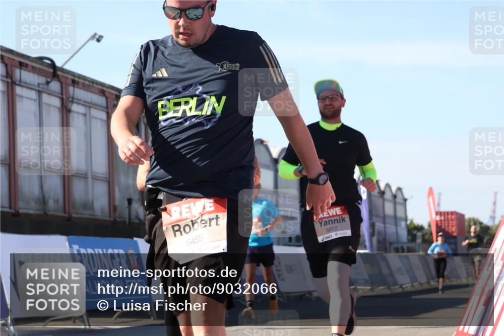 03.10.2025 - Köhlbrandbrückenlauf Luisa Fischer http://msf.ph/oto/9032066 03.10.2025 13:07:22 Ziel 4287, 4288, 4590, 4649, 4794, 4806, 5645, 5646, 5870, 5872, 6302, 6459 meine-sportfotos.de