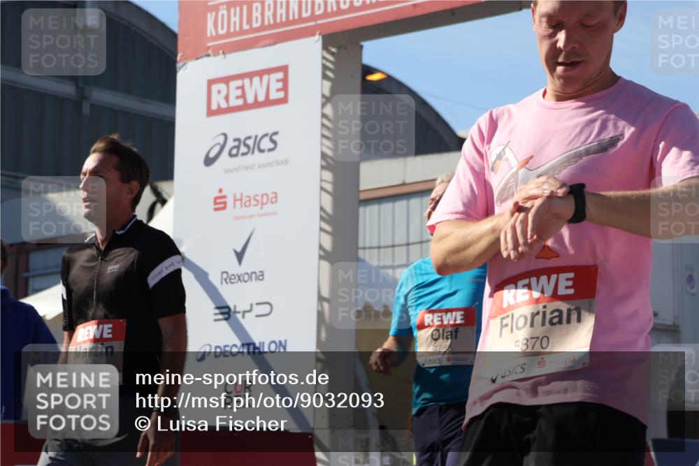 03.10.2025 - Köhlbrandbrückenlauf Luisa Fischer http://msf.ph/oto/9032093 03.10.2025 13:07:27 Ziel 4113, 4254, 4287, 4288, 4375, 4590, 4636, 4649, 4794, 4806, 5645, 5646, 5870, 5872, 6459 meine-sportfotos.de