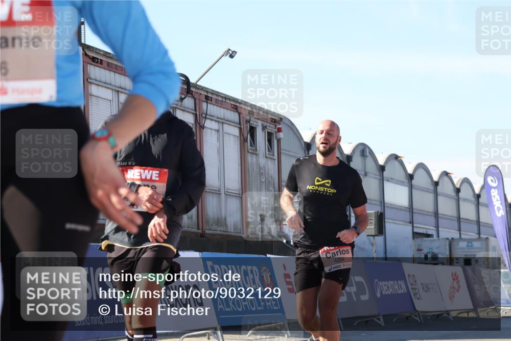 03.10.2025 - Köhlbrandbrückenlauf Luisa Fischer http://msf.ph/oto/9032129 03.10.2025 13:07:32 Ziel 4113, 4165, 4254, 4263, 4287, 4288, 4375, 4590, 4636, 5645, 5646, 5870, 5872 meine-sportfotos.de