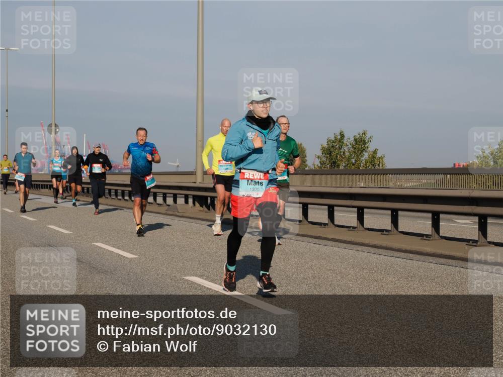 03.10.2025 - Köhlbrandbrückenlauf Fabian Wolf http://msf.ph/oto/9032130 03.10.2025 09:46:20 Position 3 1330 meine-sportfotos.de