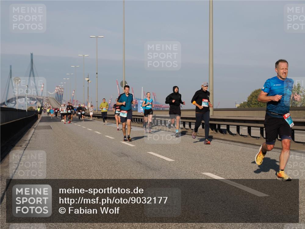 03.10.2025 - Köhlbrandbrückenlauf Fabian Wolf http://msf.ph/oto/9032177 03.10.2025 09:46:23 Position 3  meine-sportfotos.de