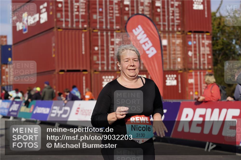 03.10.2025 - Köhlbrandbrückenlauf Michael Burmester http://msf.ph/oto/9032203 03.10.2025 10:38:59 Ziel 2261 meine-sportfotos.de
