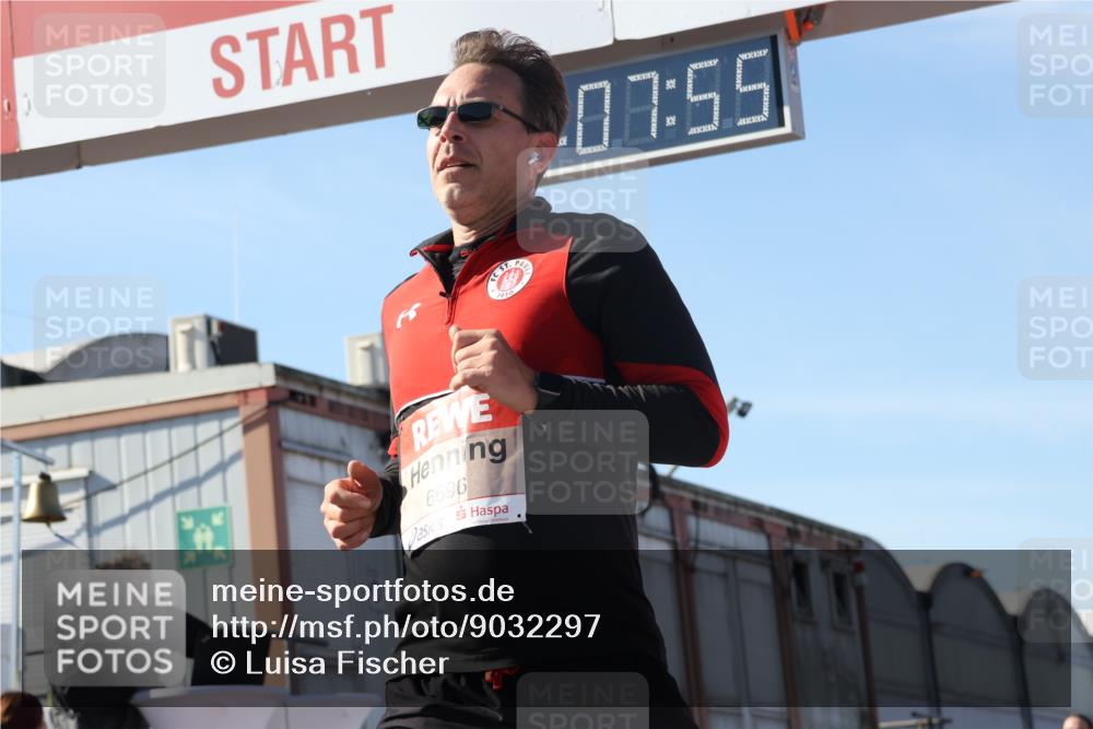 03.10.2025 - Köhlbrandbrückenlauf Luisa Fischer http://msf.ph/oto/9032297 03.10.2025 13:07:53 Ziel 4159, 4310, 4382, 4639, 5959, 5993, 6120, 6163, 6244, 6285, 6348, 6384, 6409, 6651, 6696, 6821 meine-sportfotos.de