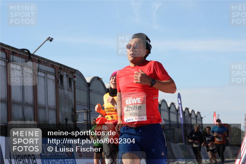03.10.2025 - Köhlbrandbrückenlauf Luisa Fischer http://msf.ph/oto/9032304 03.10.2025 13:07:56 Ziel 4159, 4184, 4310, 4382, 4395, 4639, 5959, 5993, 6022, 6120, 6163, 6244, 6285, 6348, 6384, 6409, 6651, 6696, 6821 meine-sportfotos.de