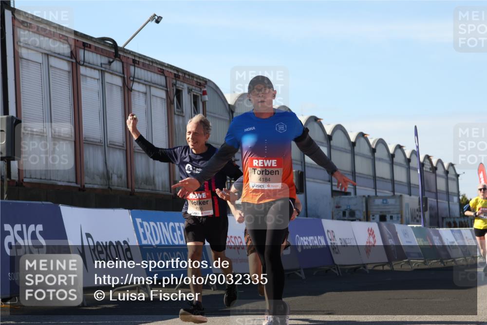 03.10.2025 - Köhlbrandbrückenlauf Luisa Fischer http://msf.ph/oto/9032335 03.10.2025 13:08:00 Ziel 4184, 4310, 4357, 4395, 4639, 5959, 5993, 6022, 6120, 6163, 6244, 6285, 6348, 6409, 6635, 6651, 6696 meine-sportfotos.de