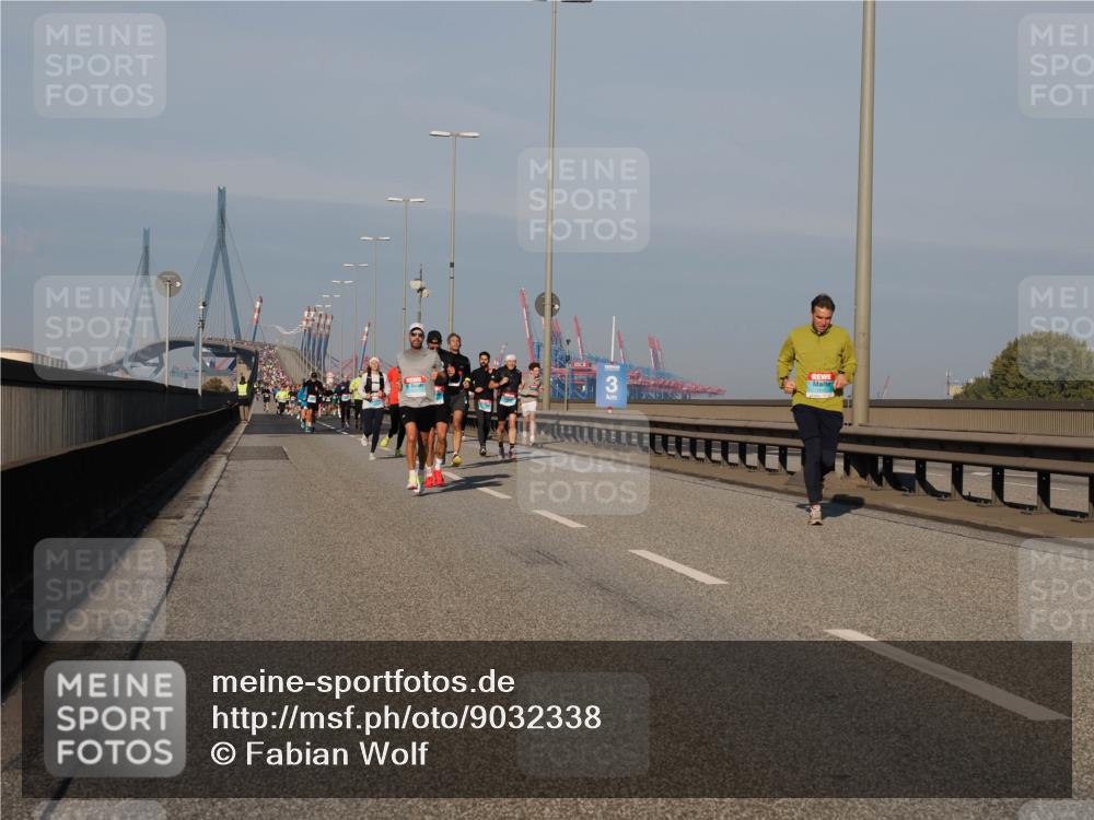 03.10.2025 - Köhlbrandbrückenlauf Fabian Wolf http://msf.ph/oto/9032338 03.10.2025 09:46:32 Position 3  meine-sportfotos.de