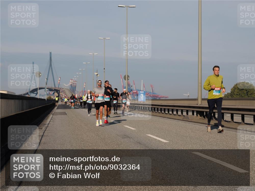 03.10.2025 - Köhlbrandbrückenlauf Fabian Wolf http://msf.ph/oto/9032364 03.10.2025 09:46:33 Position 3 3 meine-sportfotos.de