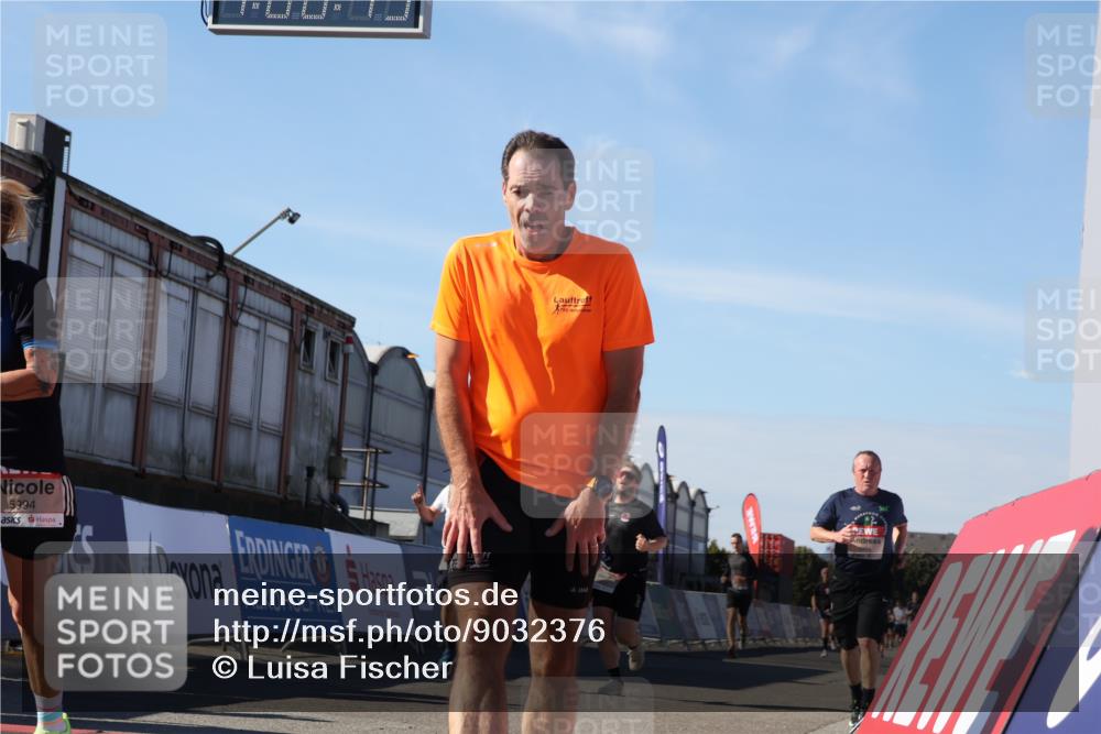 03.10.2025 - Köhlbrandbrückenlauf Luisa Fischer http://msf.ph/oto/9032376 03.10.2025 13:08:18 Ziel 4307, 4409, 4768, 5243, 5804, 5994, 6021, 6569, 6774, 6824 meine-sportfotos.de