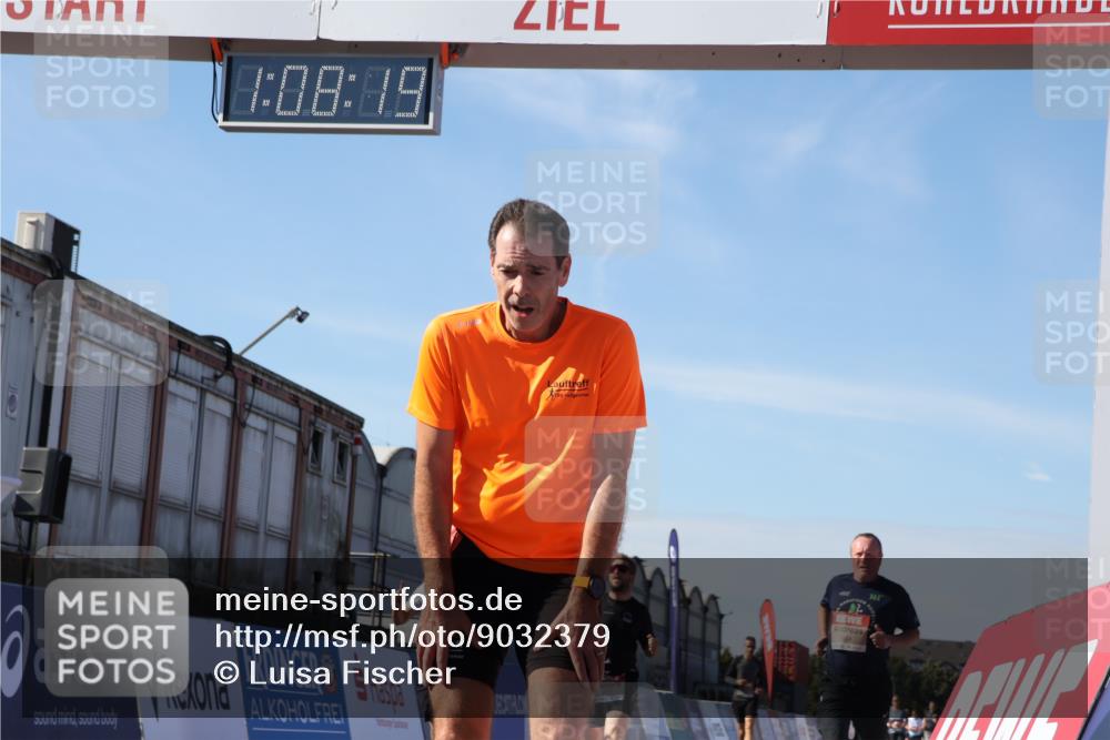 03.10.2025 - Köhlbrandbrückenlauf Luisa Fischer http://msf.ph/oto/9032379 03.10.2025 13:08:18 Ziel 4307, 4409, 4768, 5243, 5804, 5994, 6021, 6569, 6774, 6824 meine-sportfotos.de