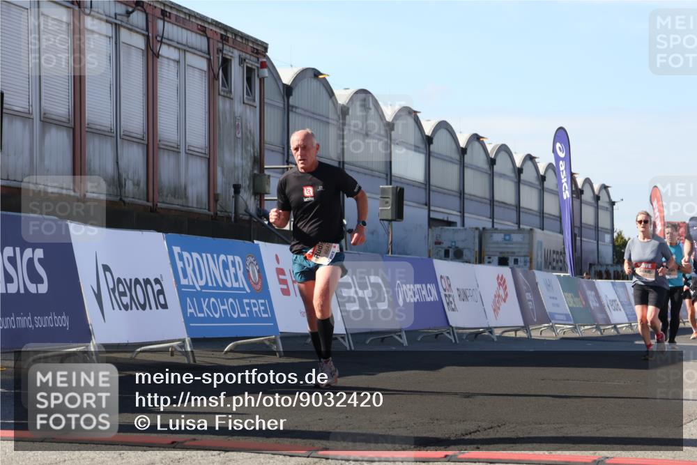 03.10.2025 - Köhlbrandbrückenlauf Luisa Fischer http://msf.ph/oto/9032420 03.10.2025 13:08:27 Ziel 4195, 4320, 4417, 4768, 5243, 5804, 5994, 6021, 6369, 6569, 6647 meine-sportfotos.de