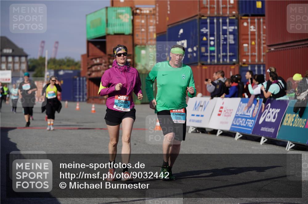 03.10.2025 - Köhlbrandbrückenlauf Michael Burmester http://msf.ph/oto/9032442 03.10.2025 10:39:47 Ziel 2479, 2839 meine-sportfotos.de