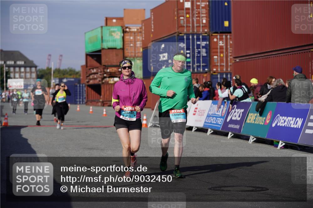 03.10.2025 - Köhlbrandbrückenlauf Michael Burmester http://msf.ph/oto/9032450 03.10.2025 10:39:48 Ziel 2479, 2839, 3456 meine-sportfotos.de