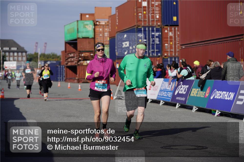 03.10.2025 - Köhlbrandbrückenlauf Michael Burmester http://msf.ph/oto/9032454 03.10.2025 10:39:48 Ziel 2479, 2839, 3456 meine-sportfotos.de