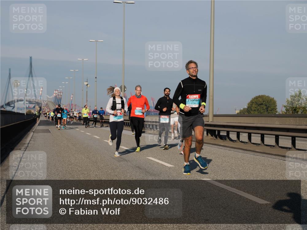 03.10.2025 - Köhlbrandbrückenlauf Fabian Wolf http://msf.ph/oto/9032486 03.10.2025 09:46:38 Position 3 2796 meine-sportfotos.de