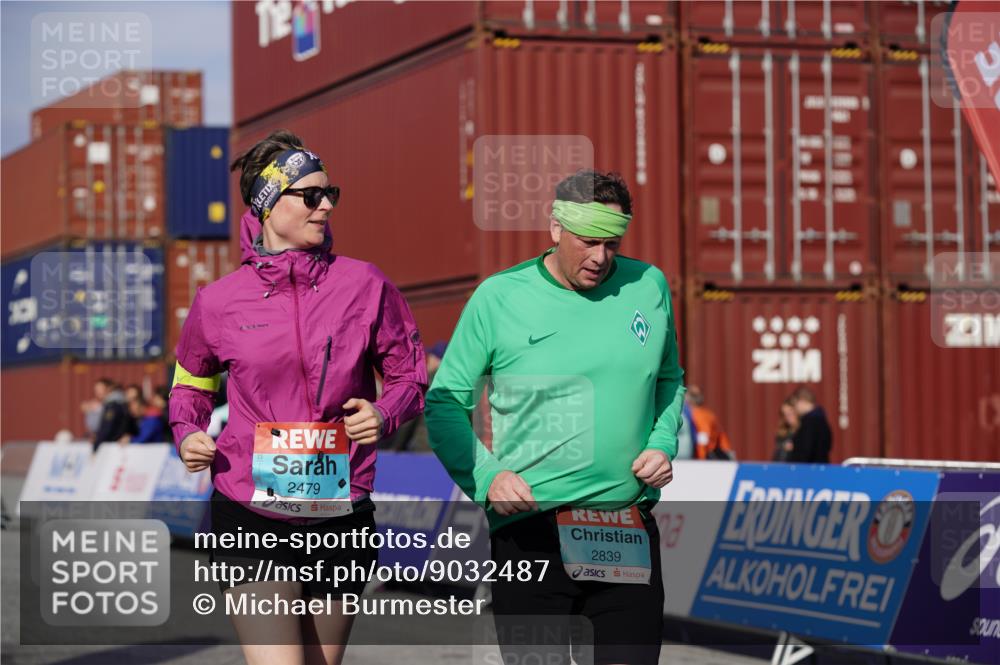 03.10.2025 - Köhlbrandbrückenlauf Michael Burmester http://msf.ph/oto/9032487 03.10.2025 10:39:51 Ziel 2288, 2479, 2839, 3456 meine-sportfotos.de