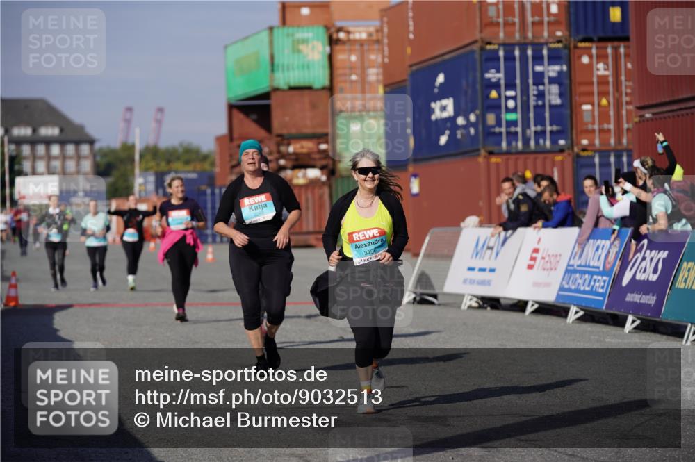 03.10.2025 - Köhlbrandbrückenlauf Michael Burmester http://msf.ph/oto/9032513 03.10.2025 10:39:55 Ziel 2288, 2426, 2516, 3456 meine-sportfotos.de